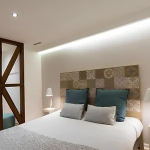 Appartement Casa Do Castelo 2- Work Or Relax In The Historic Heart Of Lisbon!, Lissabon